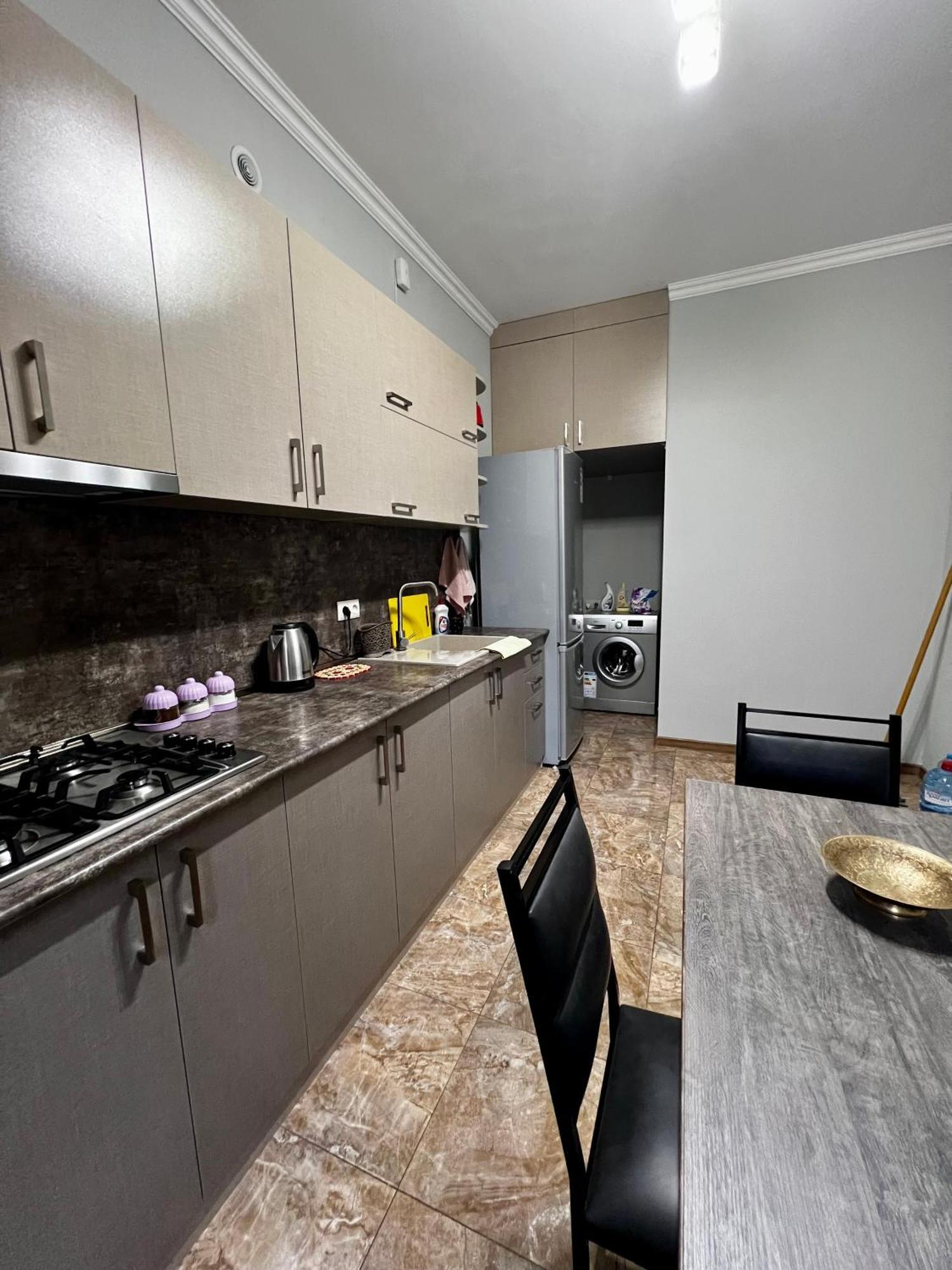 New , Comfortable 3 Bedroom House Yerevan Exterior foto