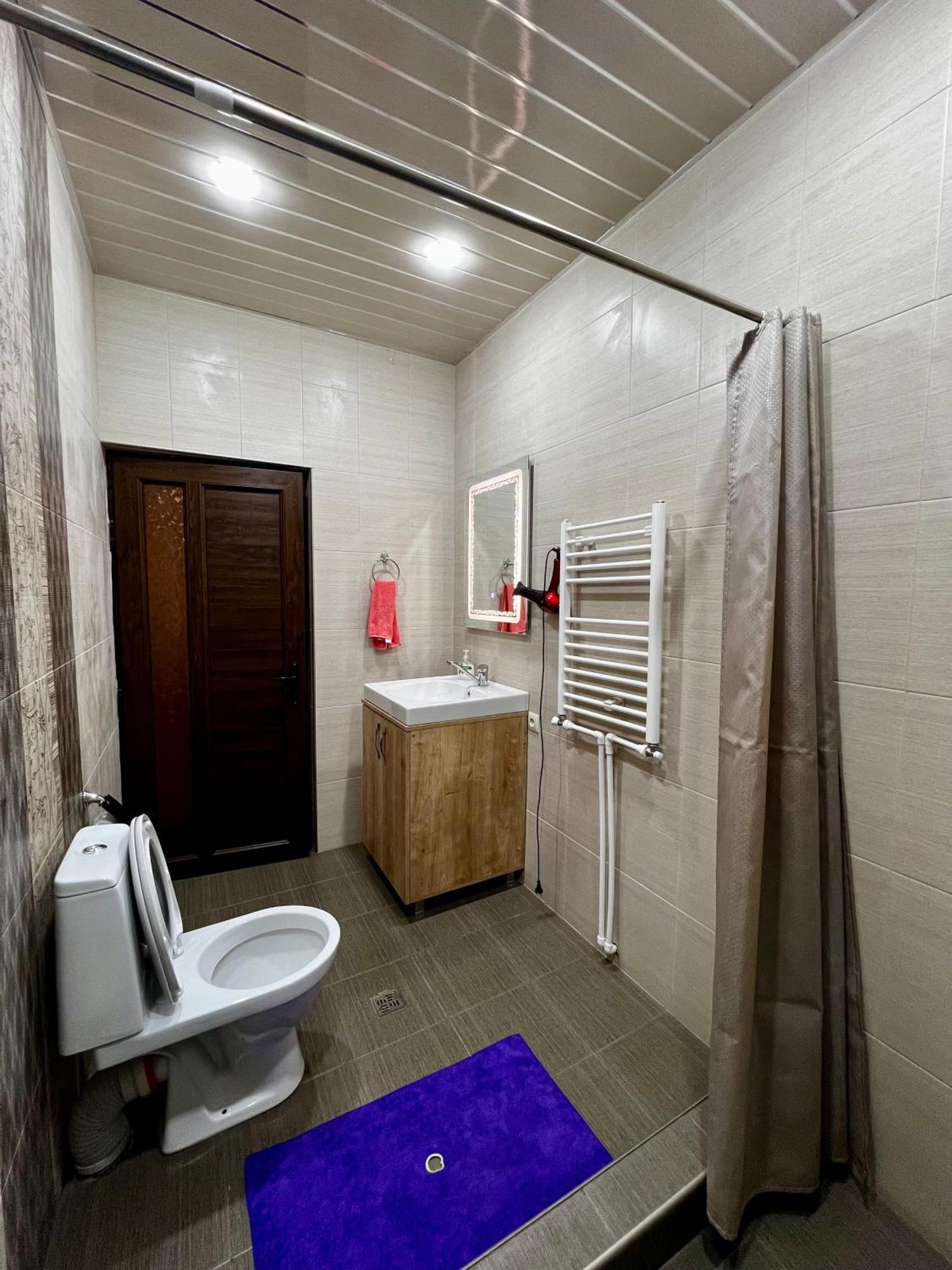 New , Comfortable 3 Bedroom House Yerevan Exterior foto